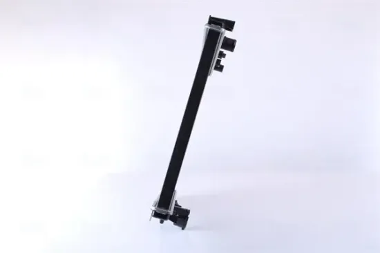 Kühler, Motorkühlung NISSENS 63705A Bild Kühler, Motorkühlung NISSENS 63705A