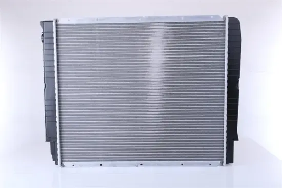 Kühler, Motorkühlung NISSENS 65542A Bild Kühler, Motorkühlung NISSENS 65542A