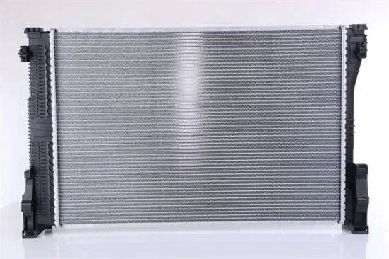 Kühler, Motorkühlung NISSENS 67163 Bild Kühler, Motorkühlung NISSENS 67163