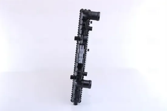 Kühler, Motorkühlung NISSENS 675025 Bild Kühler, Motorkühlung NISSENS 675025