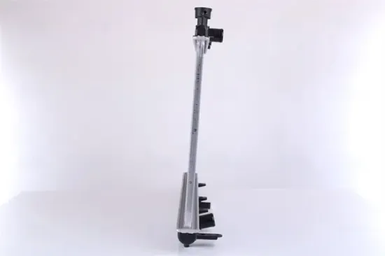 Kühler, Motorkühlung NISSENS 681404 Bild Kühler, Motorkühlung NISSENS 681404
