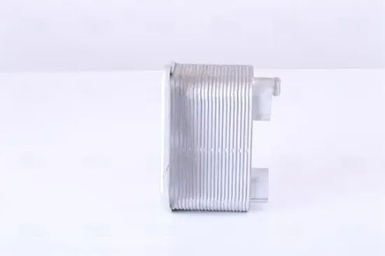Ölkühler, Motoröl NISSENS 90832 Bild Ölkühler, Motoröl NISSENS 90832