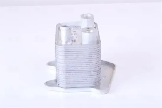 Ölkühler, Motoröl NISSENS 90832 Bild Ölkühler, Motoröl NISSENS 90832