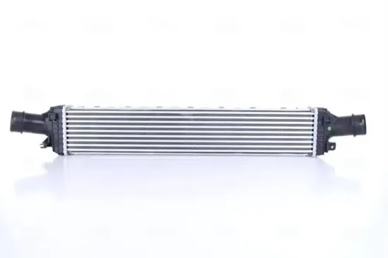 Ladeluftkühler NISSENS 96111 Bild Ladeluftkühler NISSENS 96111
