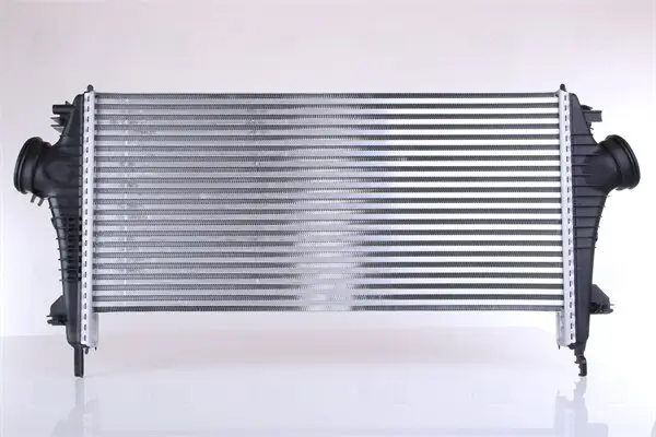 Ladeluftkühler NISSENS 961252