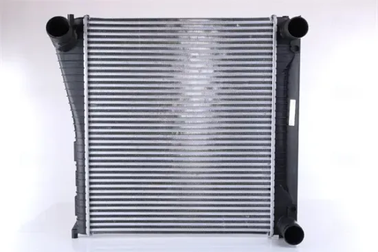 Ladeluftkühler NISSENS 96136 Bild Ladeluftkühler NISSENS 96136