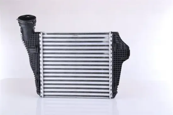 Ladeluftkühler rechts NISSENS 961426 Bild Ladeluftkühler rechts NISSENS 961426