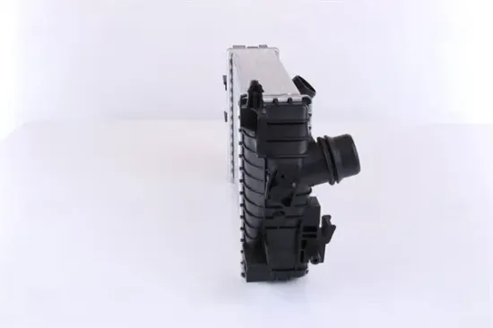 Ladeluftkühler NISSENS 96196 Bild Ladeluftkühler NISSENS 96196