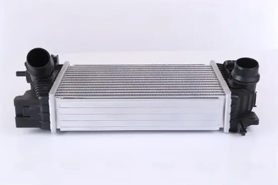 Ladeluftkühler NISSENS 96196 Bild Ladeluftkühler NISSENS 96196