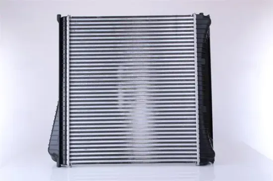 Ladeluftkühler NISSENS 96422 Bild Ladeluftkühler NISSENS 96422