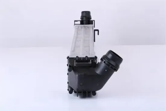 Ladeluftkühler NISSENS 96533 Bild Ladeluftkühler NISSENS 96533