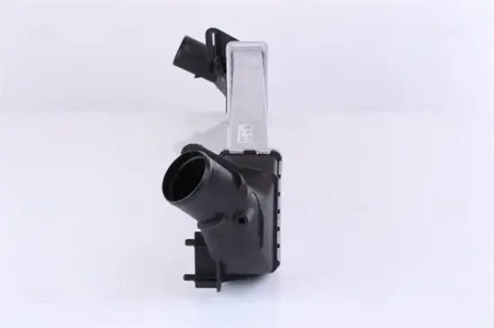 Ladeluftkühler NISSENS 96602 Bild Ladeluftkühler NISSENS 96602