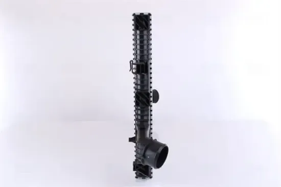 Ladeluftkühler NISSENS 96644 Bild Ladeluftkühler NISSENS 96644