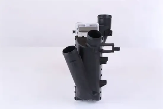 Ladeluftkühler rechts NISSENS 96678 Bild Ladeluftkühler rechts NISSENS 96678