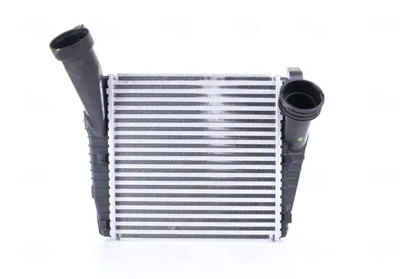 Ladeluftkühler NISSENS 96688