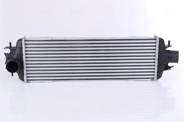 Ladeluftkühler NISSENS 96775