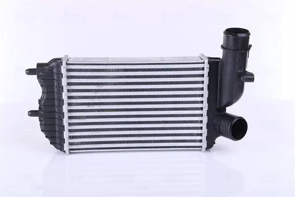 Ladeluftkühler NISSENS 96889