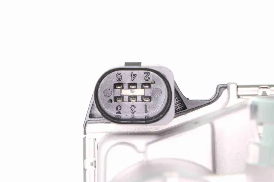 Drosselklappenstutzen 12 V VEMO V10-81-0050 Bild Drosselklappenstutzen 12 V VEMO V10-81-0050