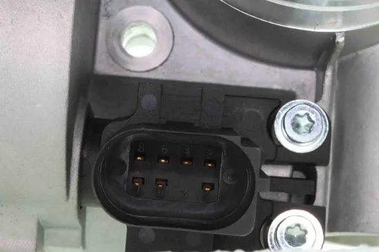 Drosselklappenstutzen VEMO V10-81-0066 Bild Drosselklappenstutzen VEMO V10-81-0066