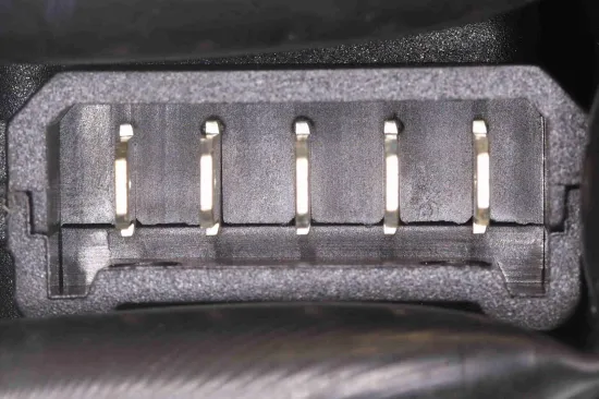 Türschloss vorne links VEMO V21-85-0006 Bild Türschloss vorne links VEMO V21-85-0006