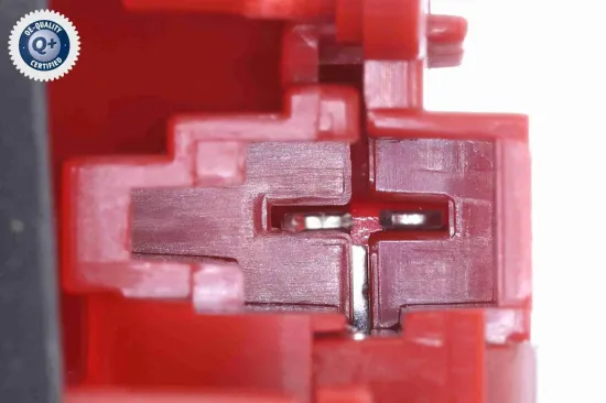 Zusatzbremsleuchte beidseitig VEMO V40-84-0018 Bild Zusatzbremsleuchte beidseitig VEMO V40-84-0018