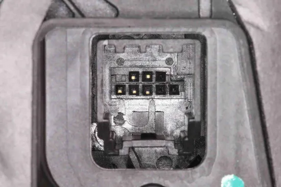 Türschloss hinten rechts VEMO V40-85-0043 Bild Türschloss hinten rechts VEMO V40-85-0043