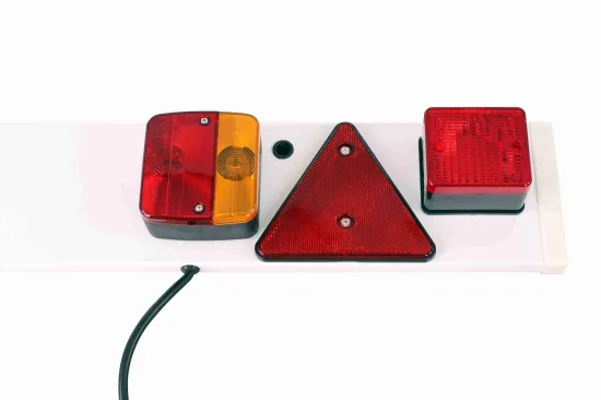 Heckleuchtensatz 12 V hinten VEMO V98-66007 Bild Heckleuchtensatz 12 V hinten VEMO V98-66007
