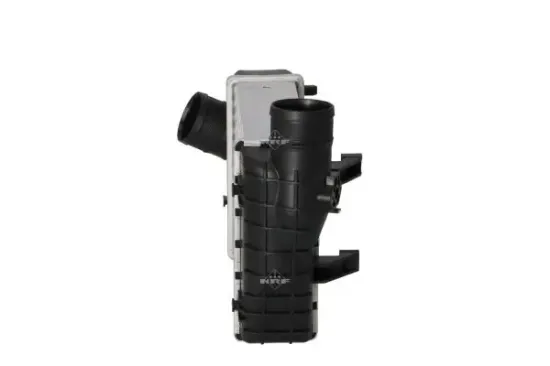 Ladeluftkühler NRF 30015 Bild Ladeluftkühler NRF 30015