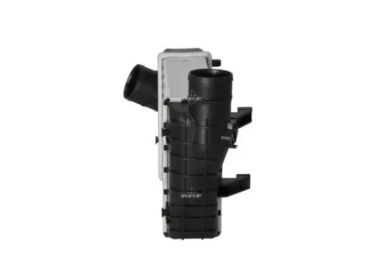 Ladeluftkühler NRF 30015 Bild Ladeluftkühler NRF 30015