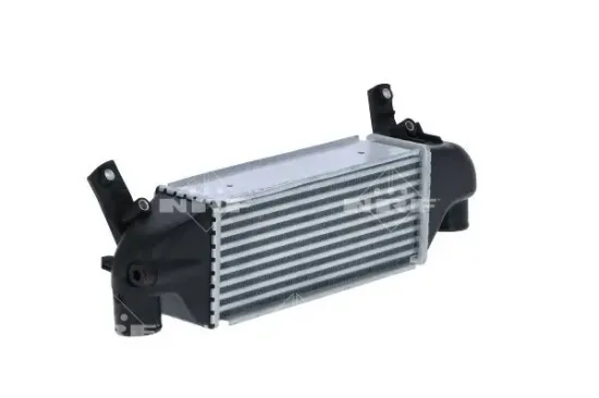 Ladeluftkühler NRF 30545 Bild Ladeluftkühler NRF 30545