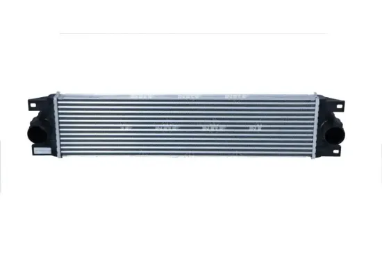 Ladeluftkühler NRF 30877 Bild Ladeluftkühler NRF 30877