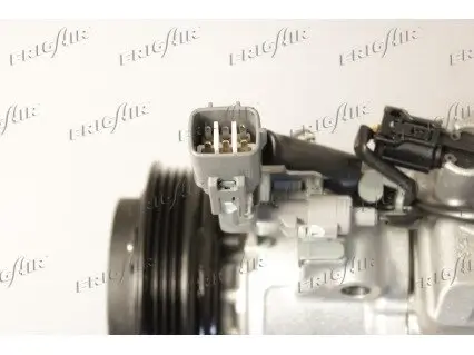 Kompressor, Klimaanlage 12 V FRIGAIR 920.30272 Bild Kompressor, Klimaanlage 12 V FRIGAIR 920.30272