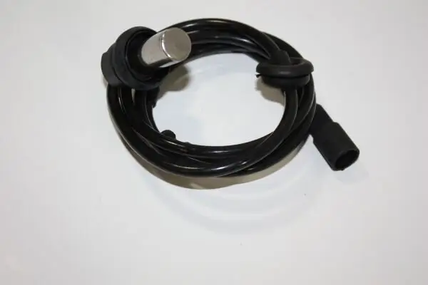 Sensor, Raddrehzahl Hinterachse AUTOMEGA 150043510