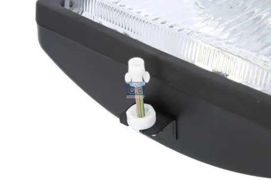 Fernscheinwerfer 24 V beidseitig DT Spare Parts 2.24175 Bild Fernscheinwerfer 24 V beidseitig DT Spare Parts 2.24175