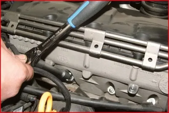 Gelenk-Steckschlüsseleinsatz, Glühkerze KS TOOLS 500.7313 Bild Gelenk-Steckschlüsseleinsatz, Glühkerze KS TOOLS 500.7313