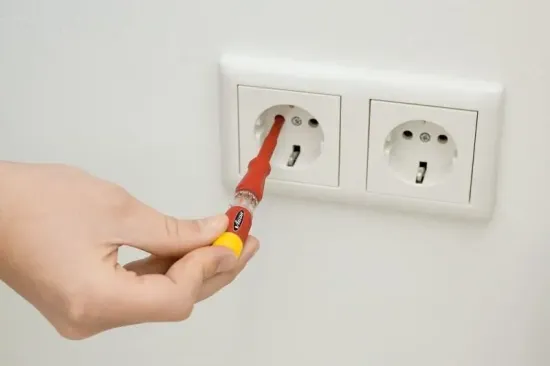 Spannungsprüfer VIGOR V1138 Bild Spannungsprüfer VIGOR V1138