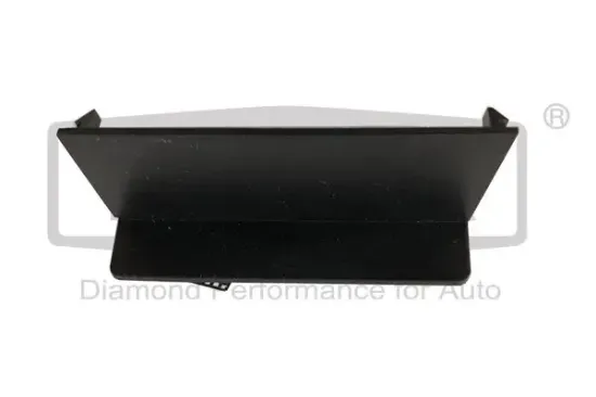 Klappe, Abschlepphaken vorne DPA 88531813402 Bild Klappe, Abschlepphaken vorne DPA 88531813402