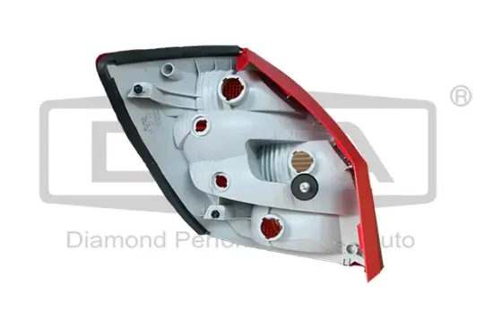 Heckleuchte rechts DPA 99451189602 Bild Heckleuchte rechts DPA 99451189602