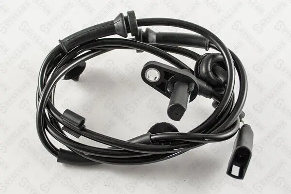 Sensor, Raddrehzahl Vorderachse STELLOX 06-65517-SX