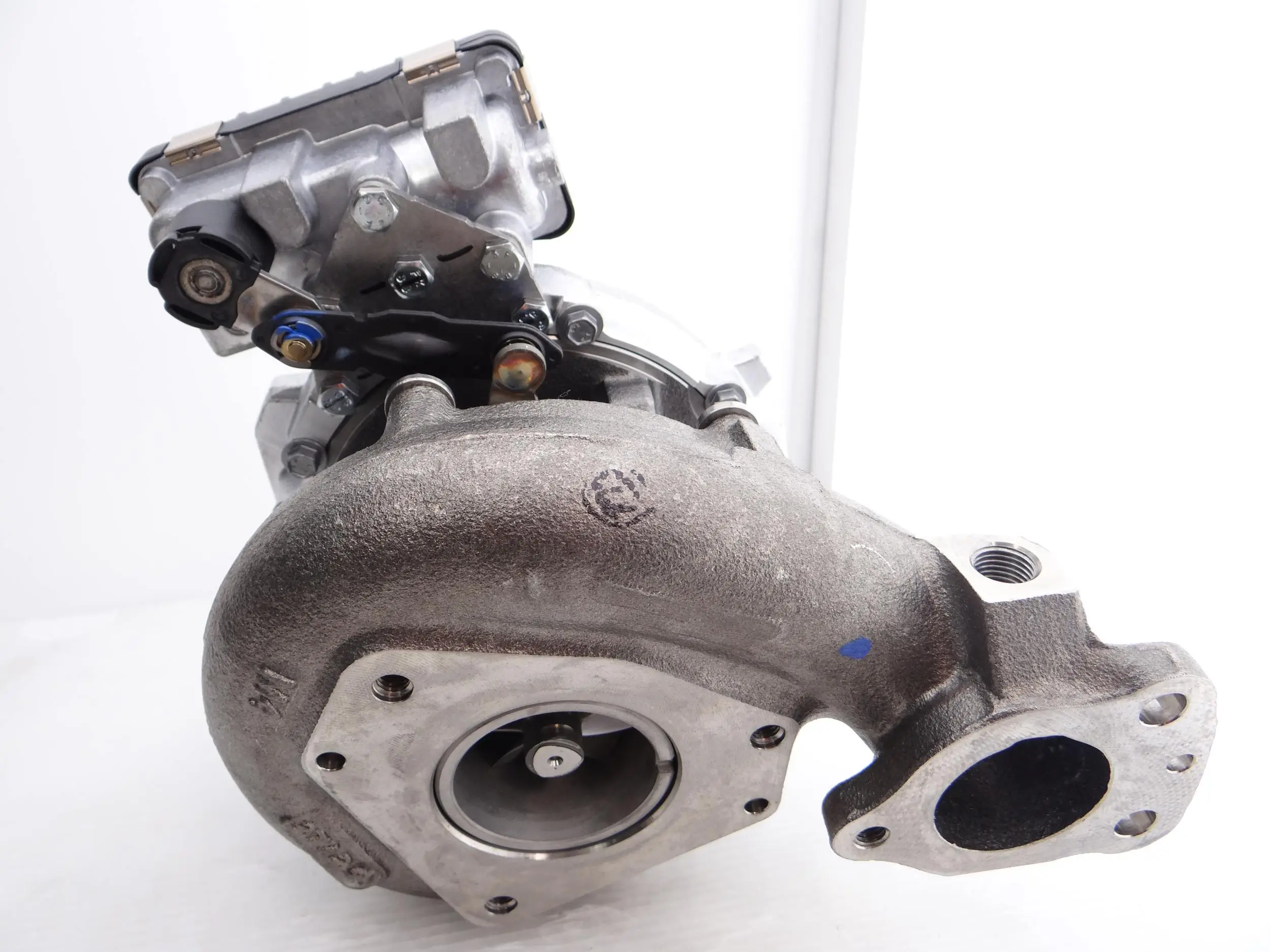 Lader, Aufladung GARRETT 794877-9009S