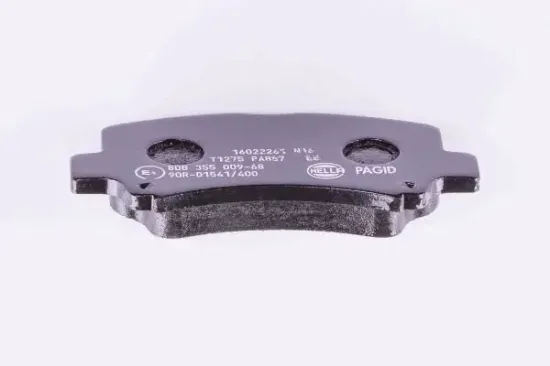 Bremsbelagsatz, Scheibenbremse Vorderachse HELLA PAGID 8DB 355 009-681 Bild Bremsbelagsatz, Scheibenbremse Vorderachse HELLA PAGID 8DB 355 009-681