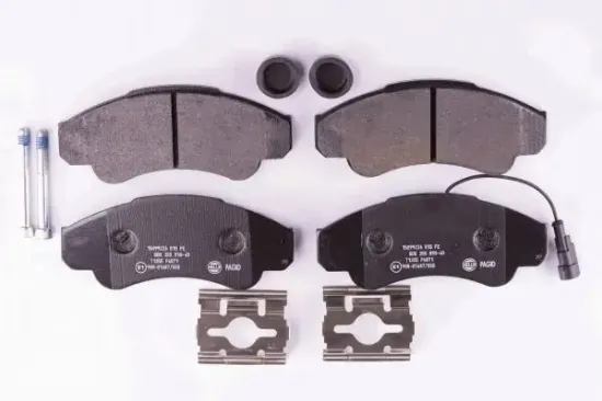 Bremsbelagsatz, Scheibenbremse Vorderachse HELLA PAGID 8DB 355 010-401 Bild Bremsbelagsatz, Scheibenbremse Vorderachse HELLA PAGID 8DB 355 010-401