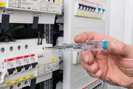 Spannungsprüfer HAZET 839-1 Bild Spannungsprüfer HAZET 839-1