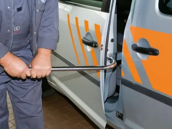 Falz-Richtwerkzeug HAZET 1973-4 Bild Falz-Richtwerkzeug HAZET 1973-4