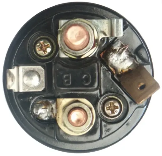 Starter 12 V 1,7 kW HC-Cargo F032113931 Bild Starter 12 V 1,7 kW HC-Cargo F032113931