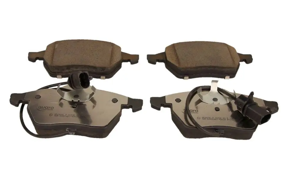 Bremsbelagsatz, Scheibenbremse Vorderachse QUARO QP2915C