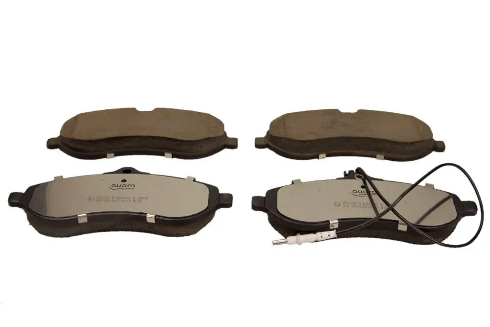 Bremsbelagsatz, Scheibenbremse Vorderachse QUARO QP8332C