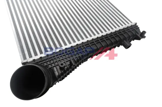 Ladeluftkühler BOGAP A4220114 Bild Ladeluftkühler BOGAP A4220114