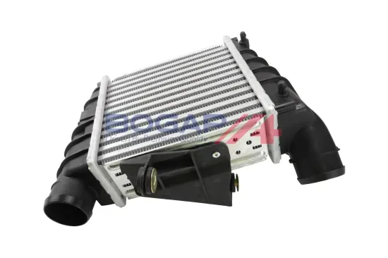 Ladeluftkühler BOGAP A4220118 Bild Ladeluftkühler BOGAP A4220118