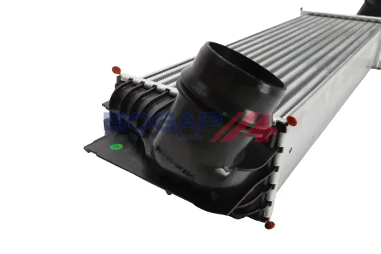 Ladeluftkühler BOGAP B4220126 Bild Ladeluftkühler BOGAP B4220126